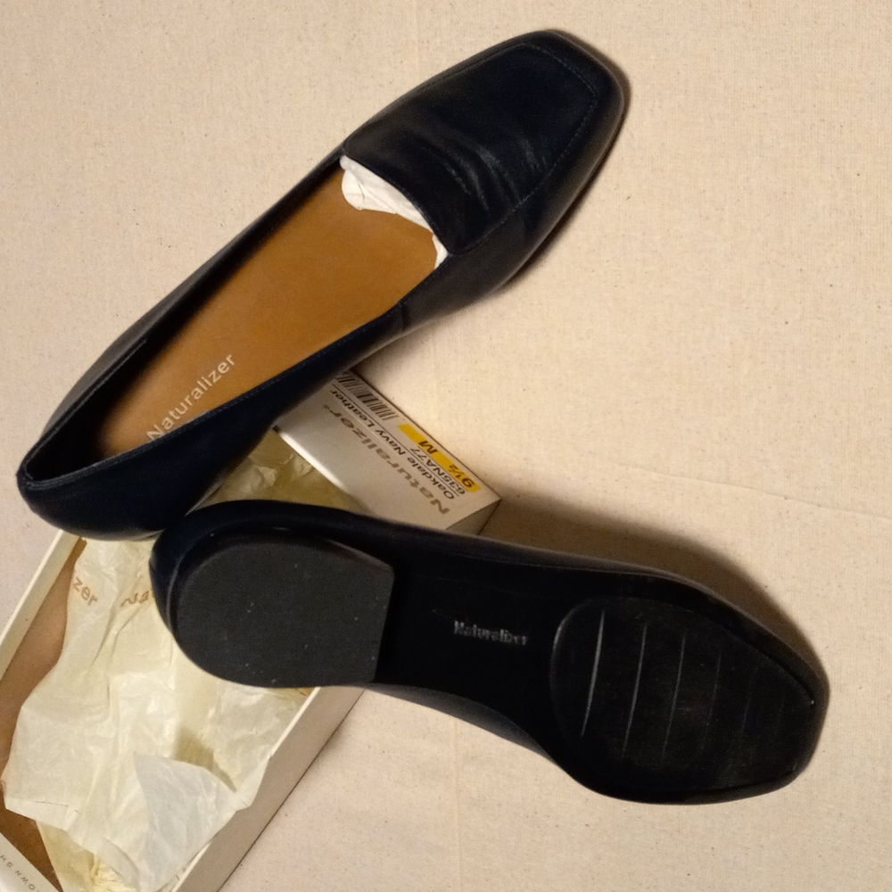 🥿 Woman's Navy Loafers